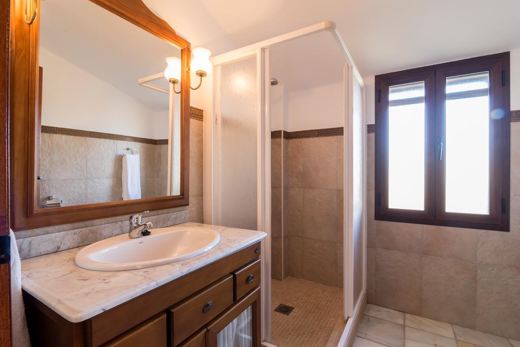 Complejo Rural Ibipozo Guest House Pozo Alcon Bilik gambar