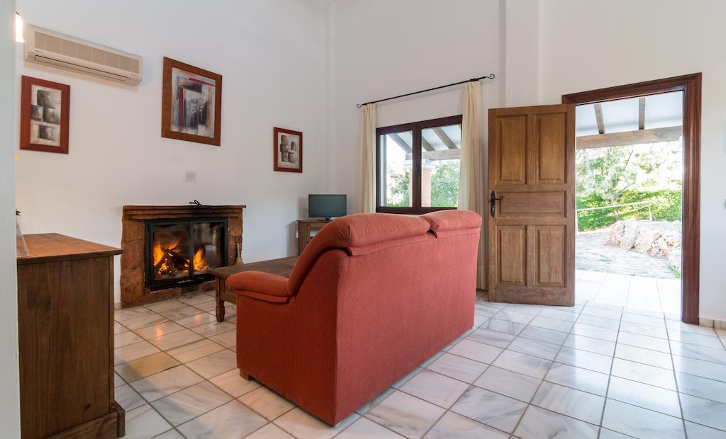 Complejo Rural Ibipozo Guest House Pozo Alcon Bilik gambar