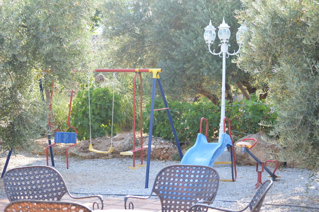 Complejo Rural Ibipozo Guest House Pozo Alcon Luaran gambar